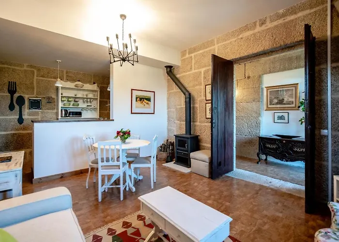 Quinta Lamas - Antiga Adega * Vouzela